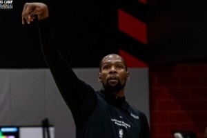 老鹰vs马刺直播_老鹰vs马刺免费在线直播_老鹰vs马刺精彩集锦回放