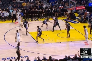 蜘蛛直播-专业体育直播_五大联赛_NBA直播_足球直播